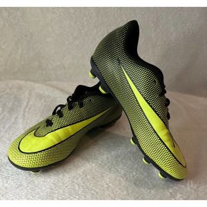NIKE Bravata II FG Kids Youth Black/Volt Soccer Cleat SZ 3.5Y